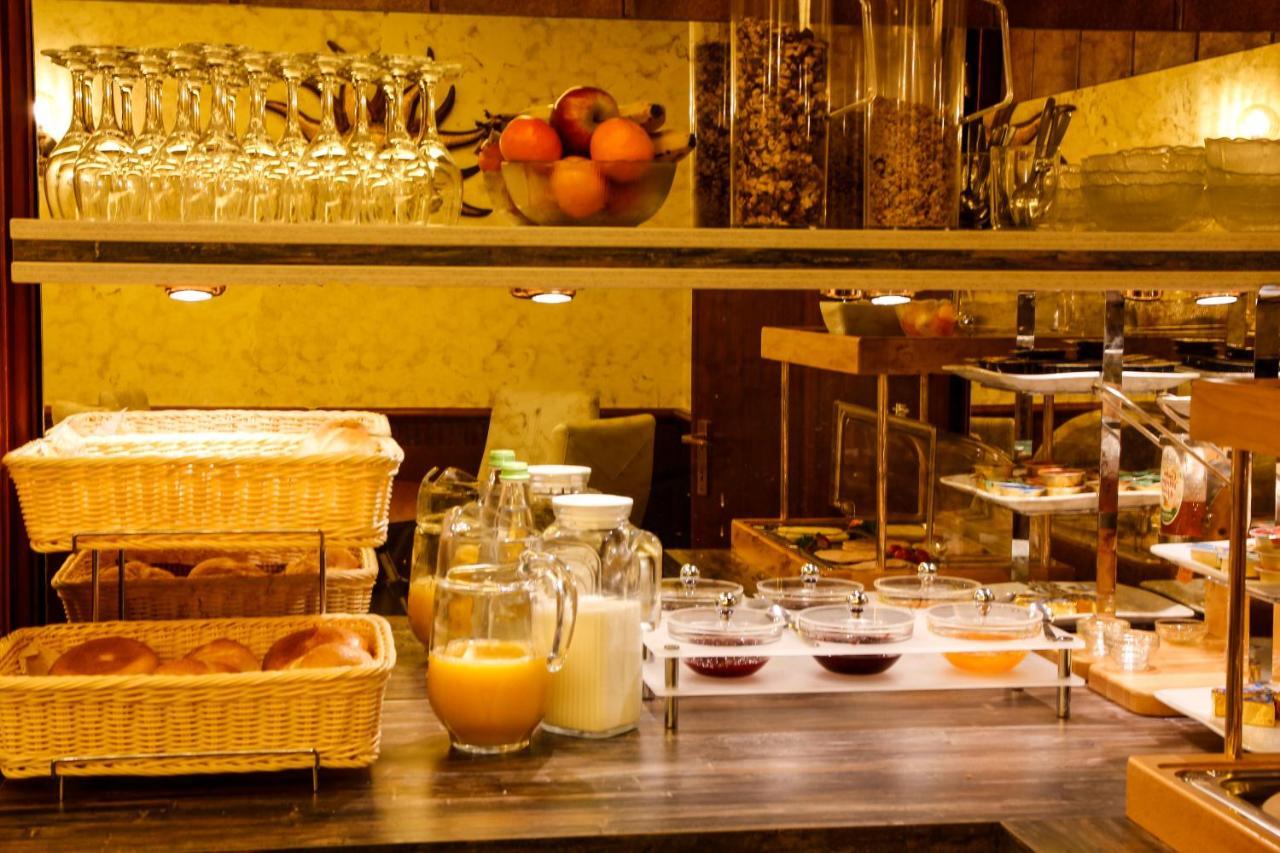 Landhotel Goldener Stern Trautskirchen Εξωτερικό φωτογραφία