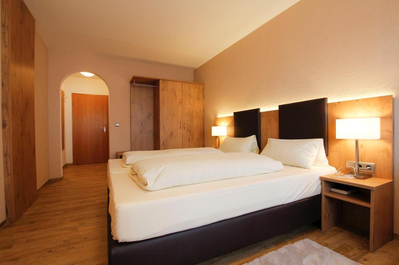 Landhotel Goldener Stern Trautskirchen Εξωτερικό φωτογραφία