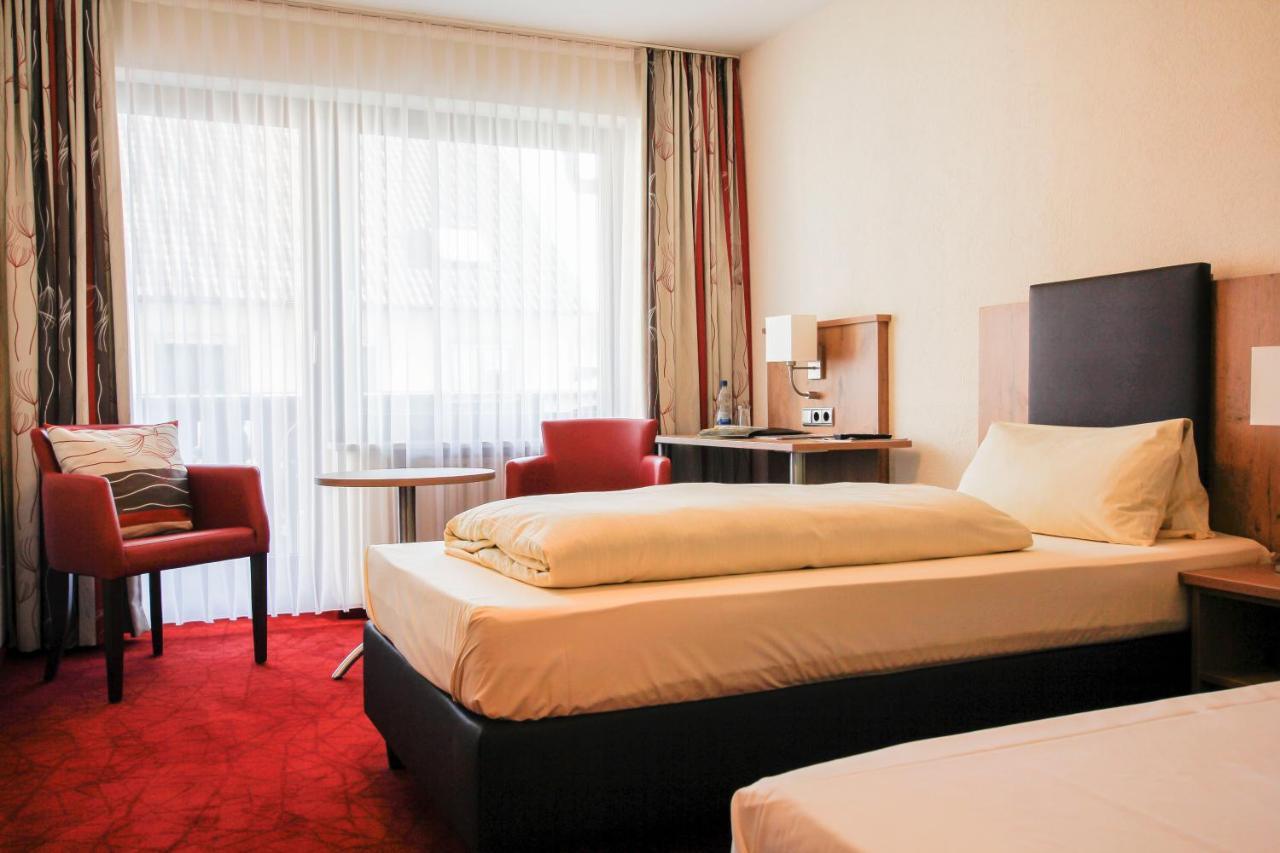 Landhotel Goldener Stern Trautskirchen Εξωτερικό φωτογραφία