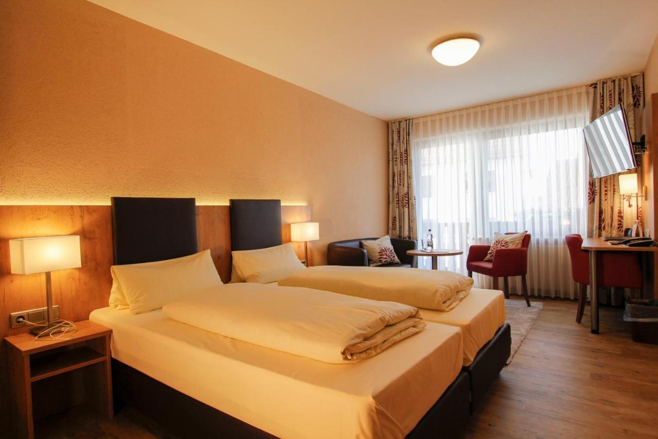 Landhotel Goldener Stern Trautskirchen Εξωτερικό φωτογραφία